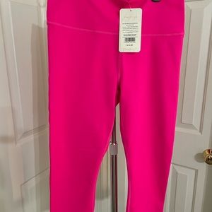 Fabletics High Waisted 7/8 length leggings Size XL